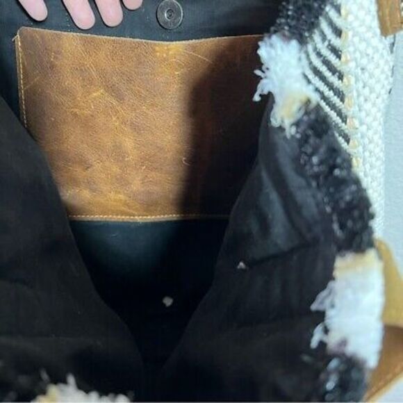 White and black shoulder bag leather strap - Picture 3 of 3